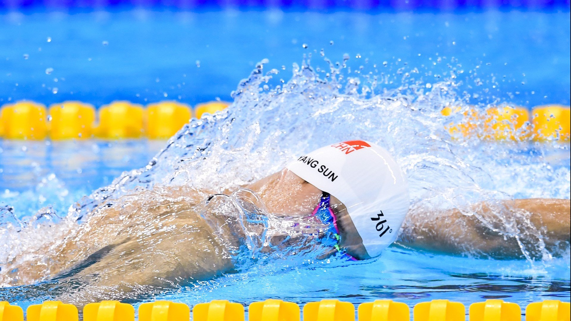 新王登基夜，从斯坦福桥到伯纳乌，青春风暴正撕裂旧秩序